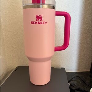 Stanley 40oz Flamingo Quencher Tumbler